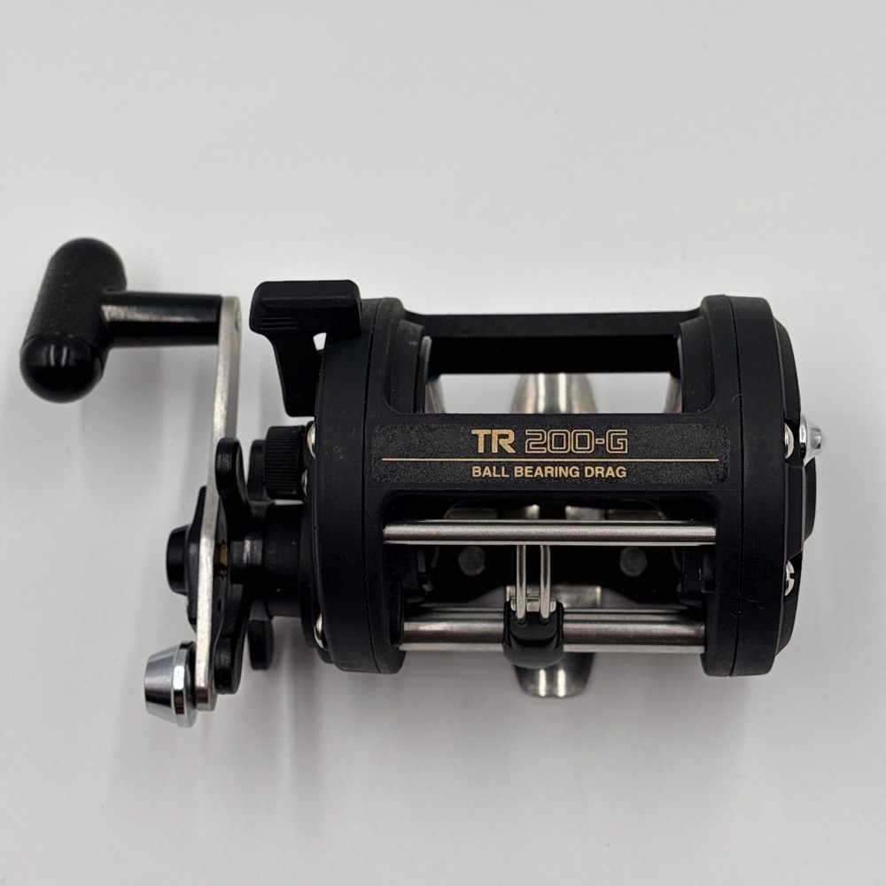 Shimano TR 200-G Level Wind Baitcasting Fishing Reel Graphite Ball Bearing Drag
